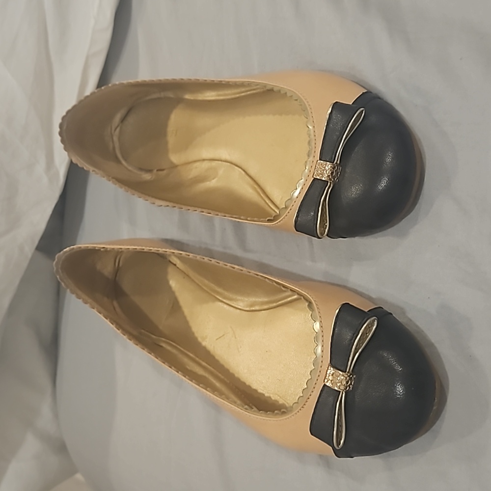 Coach Flats